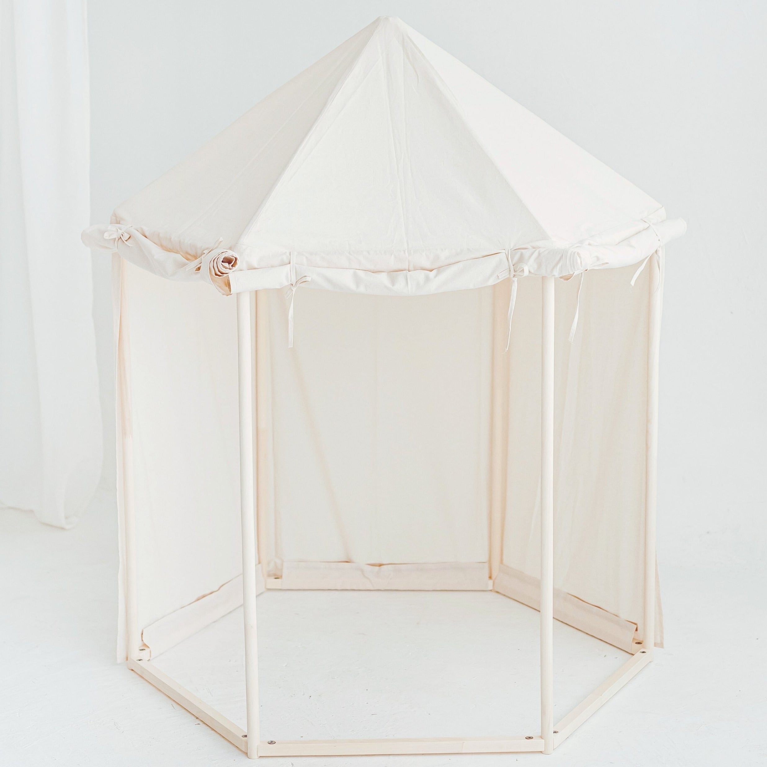 kids concept tent MINICAMP Indoor Playhouse Tent in Pavilion Shape