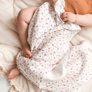 White Muslin Baby Swaddle & Burp Cloth with Cute Little Flower Print – 100% OEKO-TEX Cotton, Ultra-Soft Double Gauze